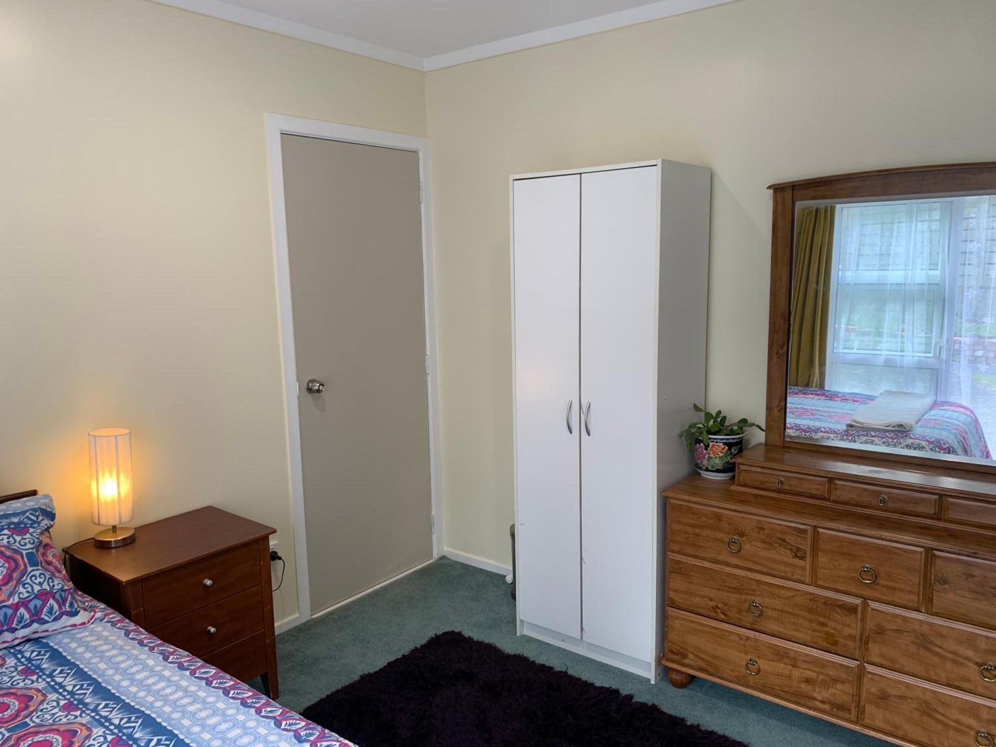 Sunny Holiday Home Wellington Buitenkant foto