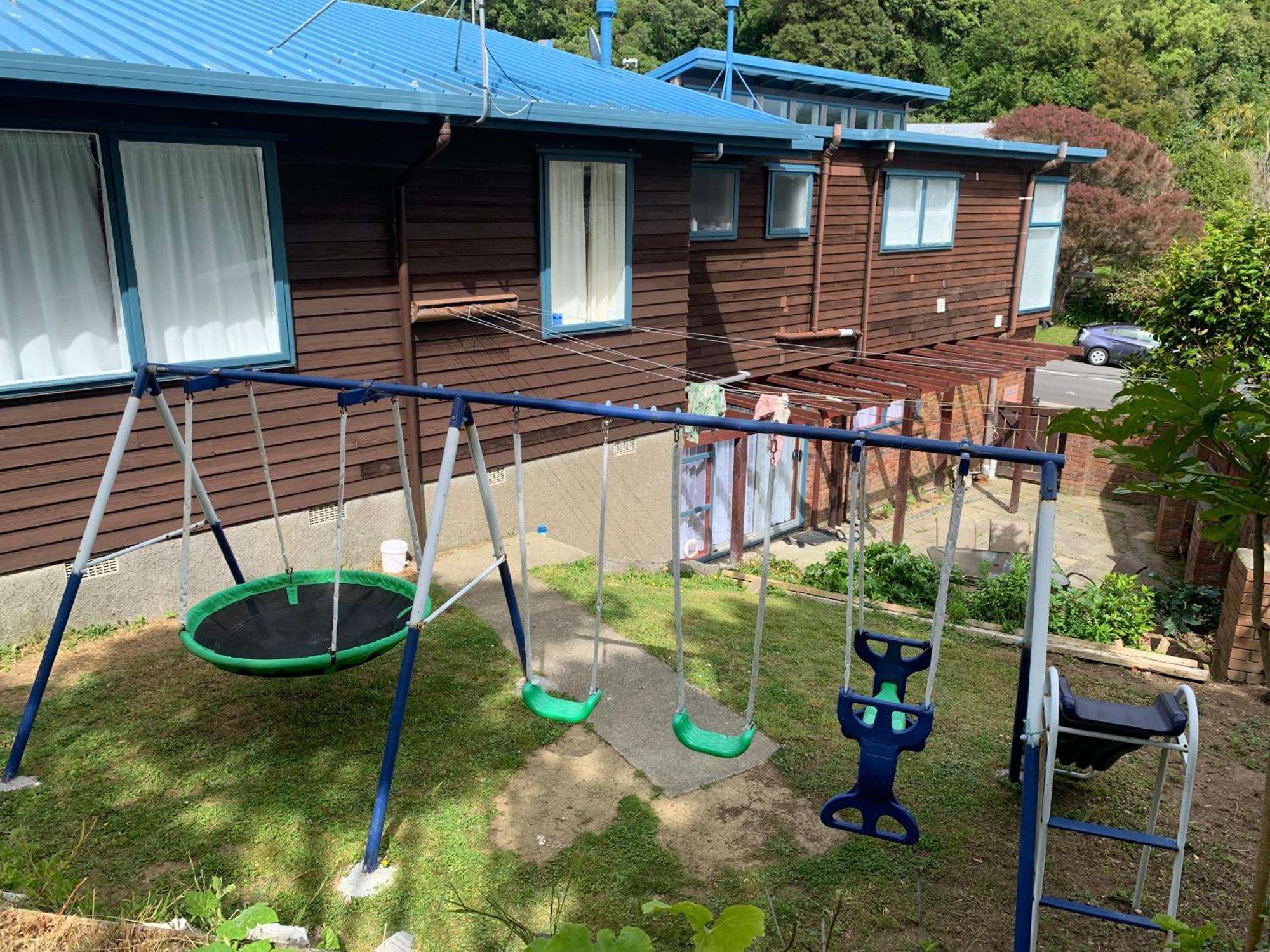 Sunny Holiday Home Wellington Buitenkant foto
